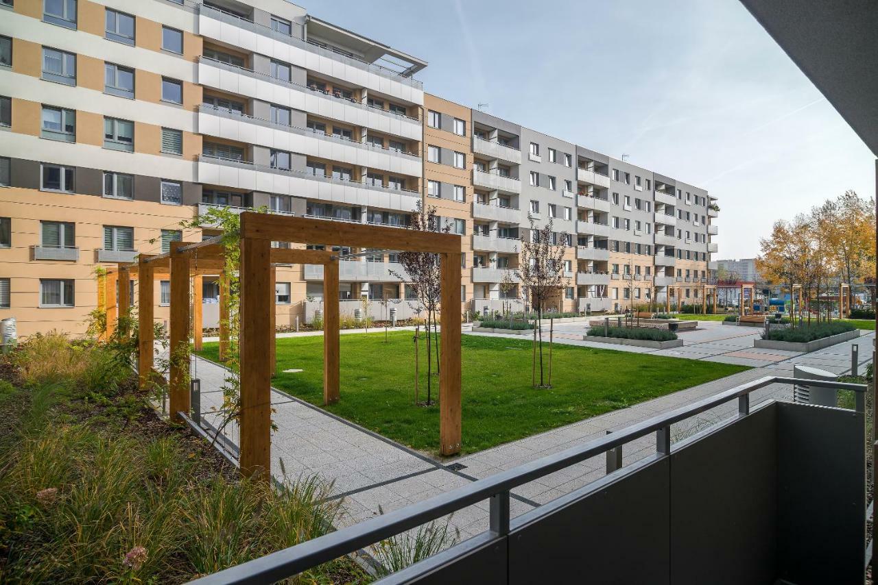Exclusive Apartments Teczowa With Underground Parking By Noclegi Renters Вроцлав Екстериор снимка