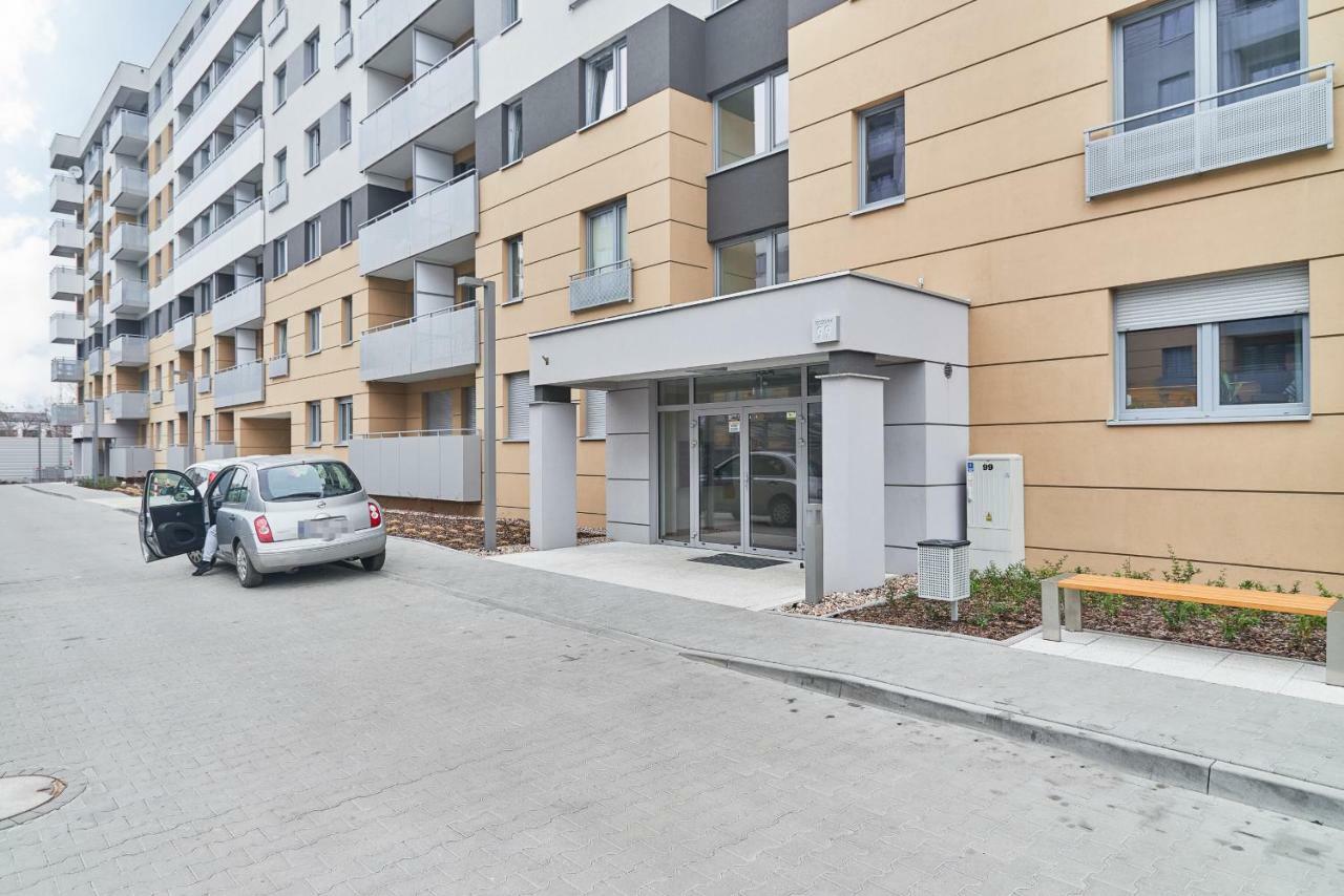 Exclusive Apartments Teczowa With Underground Parking By Noclegi Renters Вроцлав Екстериор снимка